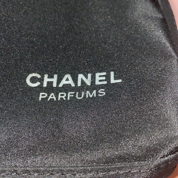 Chanel Parfums Cosmetics Bag - Picture 3 of 8